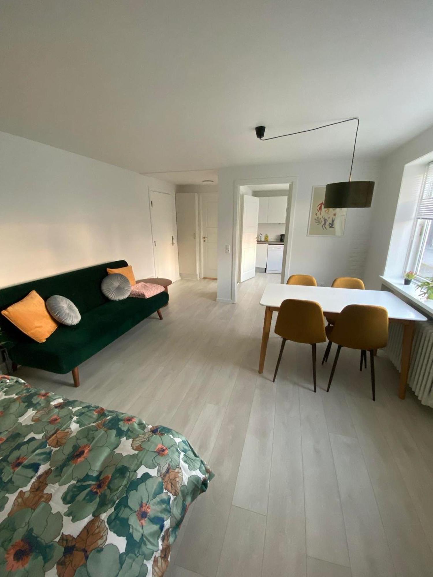 5 Minute Walk To Lego House - 50M2 Cozy Apartment- D Unit Билунд Екстериор снимка