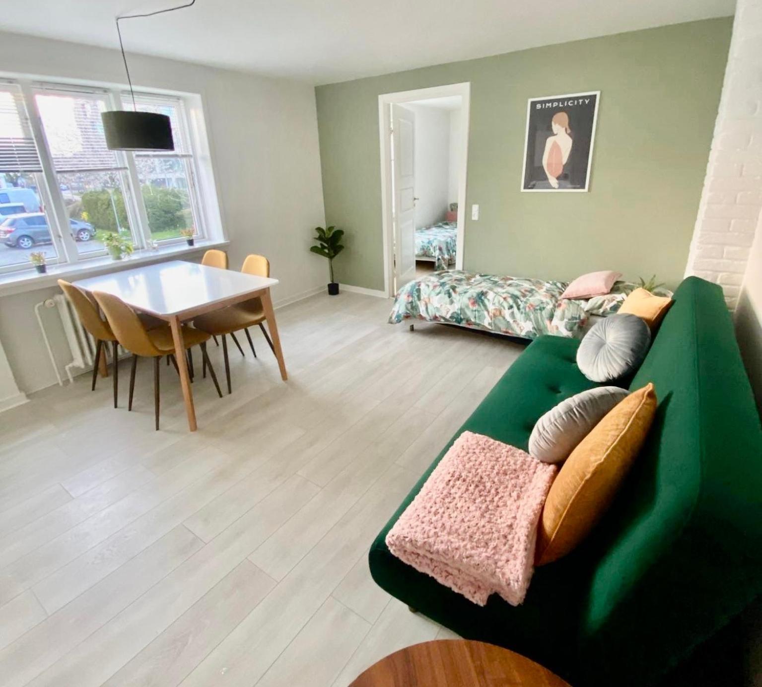 5 Minute Walk To Lego House - 50M2 Cozy Apartment- D Unit Билунд Екстериор снимка